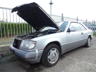 MERCEDES BENZ  E 220 - 3