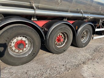 Potravinarska cisterna Magyar - 3