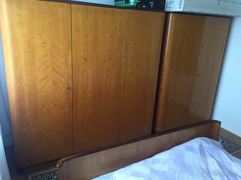 Ložnicový set z masivu 60. léta - 3