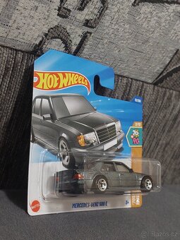 Hotwheels mercedes 500e - 3
