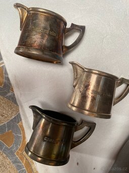 kovových konviček - 3