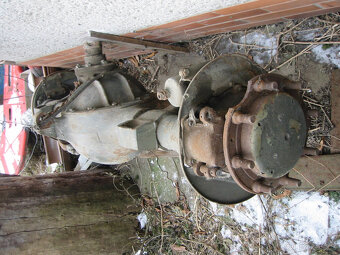 Zadní náprava V3S - 3