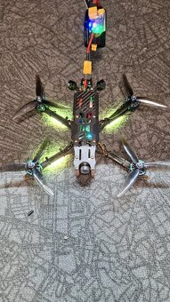 Kompletní FPV dron výbava - 3