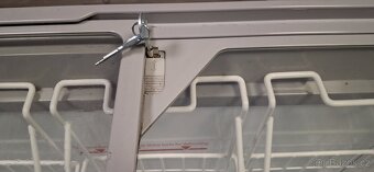 Pultový prosklený mrazák 214/330L - 3