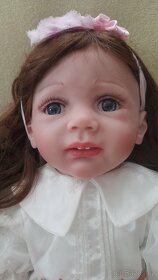 Nová panenka realistická - 3