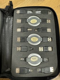 Sada USB kabelu a redukci v boxu - 3