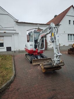 Minibagr Takeuchi TB230 - 3
