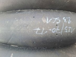 Pneumatiky Pirelli 125/70-17 jeta pár kol - 3