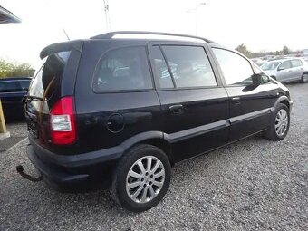 Opel Zafira 1.8 benzín 7 míst nová stk - 3