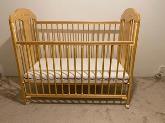 Dětská postýlka Tomi stahovacího bočnice,tři vyndavací špri - 3
