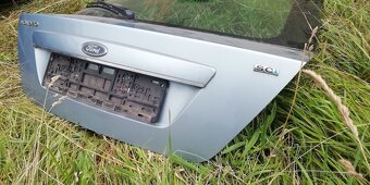 Páté dveře, Ford Mondeo MK3 - 3