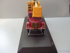 Model TATRA 111 D-030 A-1958 1:43 - 3
