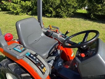 Malotraktor Kubota B72 Servo Nádherný Top - 3