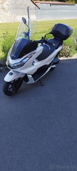 Honda PCX 125 .2023.najeto 17400km - 3