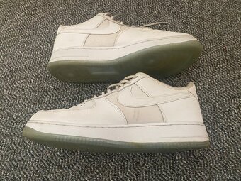 Boty NIKE AIR FORCE 1´07 LUXE SUMMIT White vel. 45 - 3