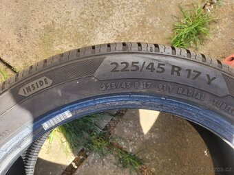 Barum Bravuris 5 225/45/R17 - 3