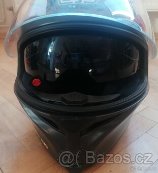Prodám krásnou zachovalou silniční helmu agv K-5 - 3