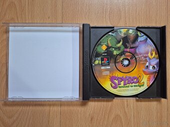 Predám hru na PS1 Spyro2 : Gateway to Glimmer - 3