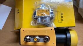 Prodám nový LNB unicable Quad+ Twin vč.rozbočovače - 3