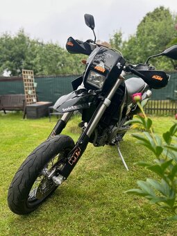 KTM 640 LC4 Supermoto - 3