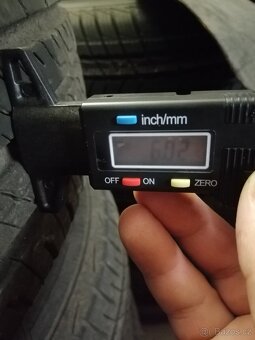 Barum bravuris 185/70R14T včetně alu Rial - 3