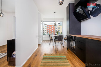 Prodej bytu 1+kk, 42 m², Praha, ul. Holečkova - 3
