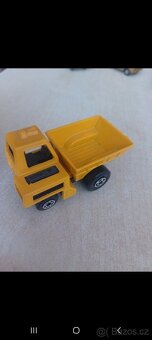 Autíčka MATCHBOX - 3