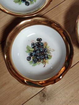 Sada porcelánových misek, signováno - 3