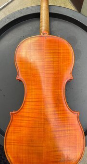 Housle - 3