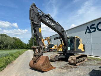 Pásový bagr VOLVO EC220EL - 3
