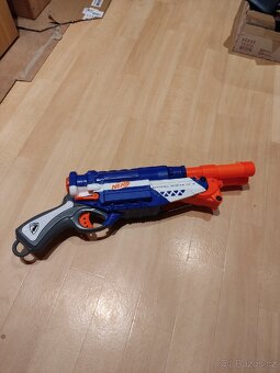 Nerf ELITE Dvouhlavňová puška
- 3