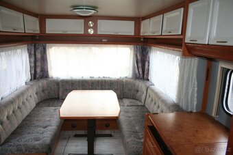 Karavan Wilk Stern 545 s markýzou a novou STK. - 3