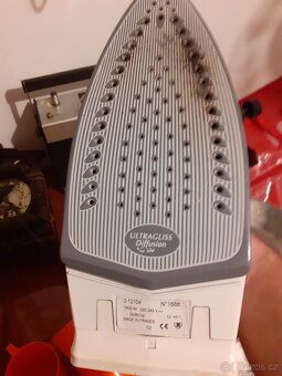Žehlička TEFAL - 3