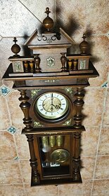 luxusní starožitné zdobené třízávažové hodiny "němky" - 3
