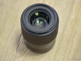 SIGMA 30 mm f/1,4 DC DN Contemporary pro Sony E - 3