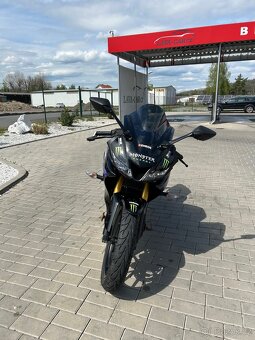 Yamaha yzf-r125 (A1) - 3