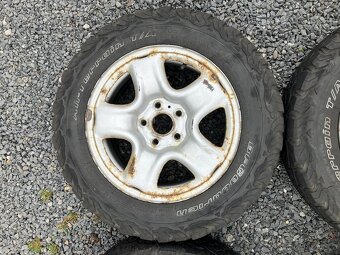 BF Goodrich AllTerrain 215/65 R16 na discích 5x114.3 - 3