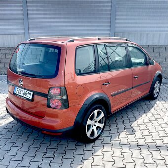 VW Touran CROSS /1,4i Tsi/ xenon/ 179000km/ 6ti kvalt/ - 3