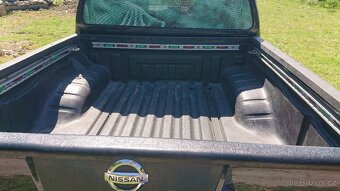 Nissan navara D40 2.5DCI - 3