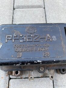 Relé Moskvič 412 - 3