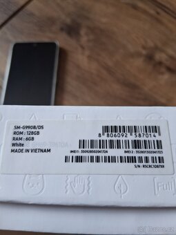 Samsung Galaxy S21 FE 5G, 6GB RAM, 128GB - 3