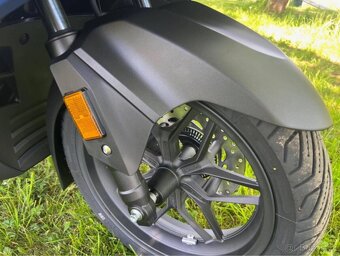 Prodám HONDA FORZA 125 ABS SMART TOP BOX - 3