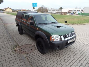 Nissan Navara 2.5 TD Double-Cab 4x4 tažné 3t - 3