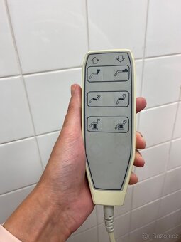 Kosmetické lehátko elektrické - 3