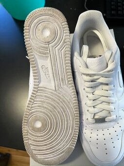 NIKE AIR FORCE 1 07 Velikost 44 - 3