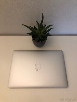 MacBook Air - 3