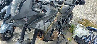 Okolnosti mě donutily prodat můj vůz Honda Africa Twin, rok - 3