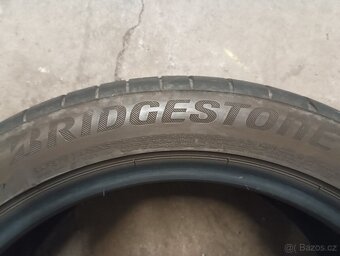 245/45r19 - 3