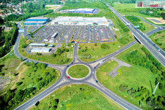 Prodej pozemku pro komerční využití v Karlových Varech - 3