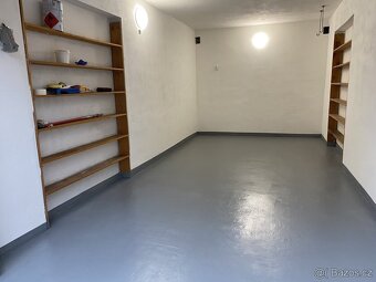 Garáž 20 m² – Třebíč, žádaná lokalita (prodej / pronájem) - 3